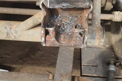 defender-dumb-iron-restoration-welding-3