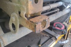 defender-dumb-iron-restoration-welding-5