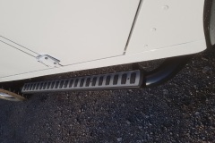 land-rover-110-fire-and-ice-step-4