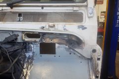 land-rover-300-tdi-bulkhead-restoration-2