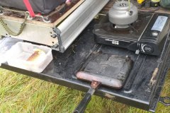 land-rover-camping