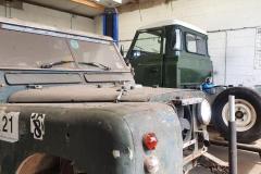 land-rover-classic-workshop-1