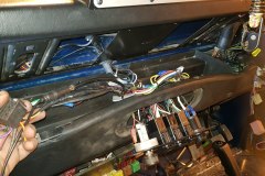 td5-chassis-swap-aux-wiring-dash-pod-carling-switches-and-led-light-install-2